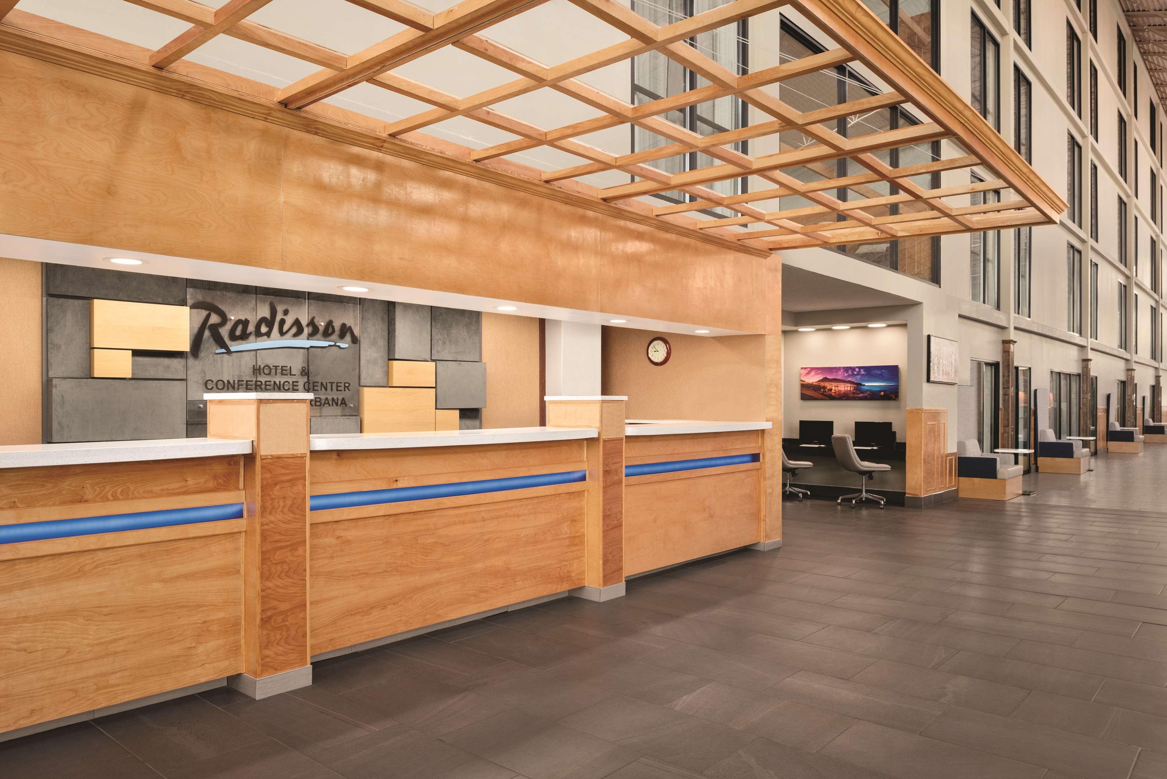 Wyndham Garden Conference Center Champaign - Urbana Hotel Екстериор снимка